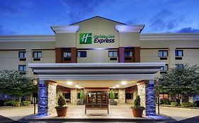 Holiday Inn Express Fort Campbell